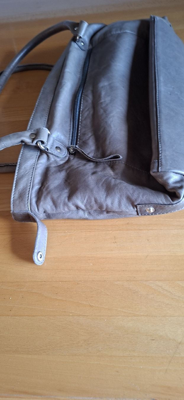 Onitsuka Borse da donna: Tasche – Usato da Wünnewil venduto da 04Blume 7