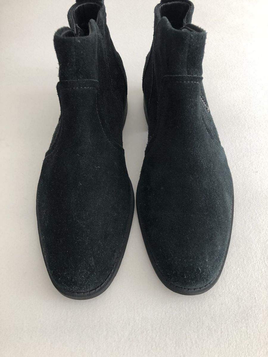 Ugg Scarpe da donna: UGG  Stiefelette aus Wildleder, Gr 37, Schwarz – Usato da Zürich venduto da jmo_zs7g 4