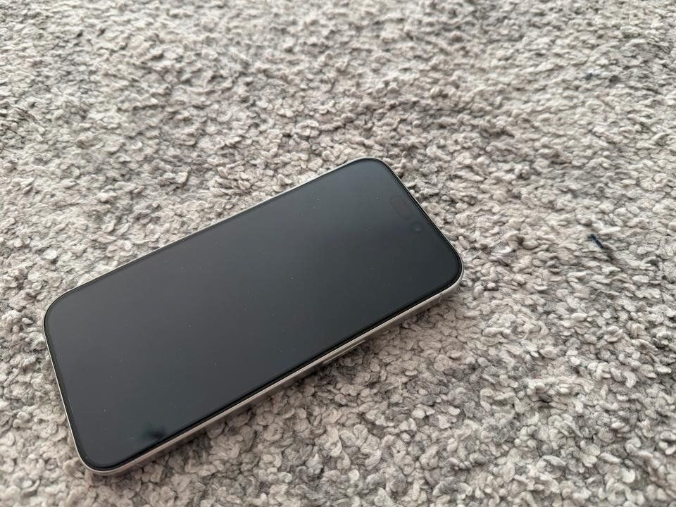 Apple Handys / Smartphones: Apple iPhone 15pro – Gebraucht aus Reinach BL von colmarer 1