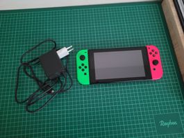 Nintendo Switch Neon