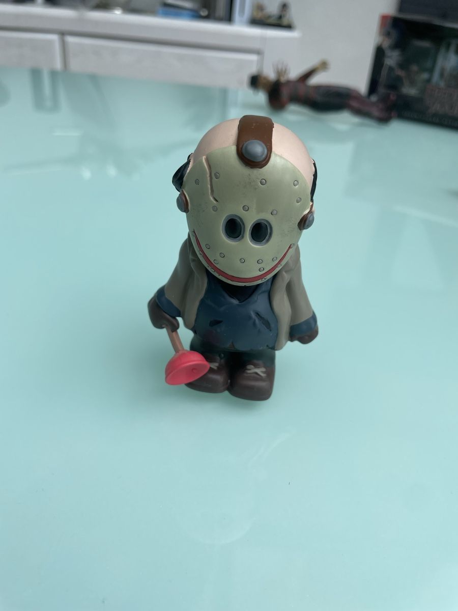 Figurines: Figurine vendredi 13 Jason  – D'occasion à Les Brenets par serialdrink