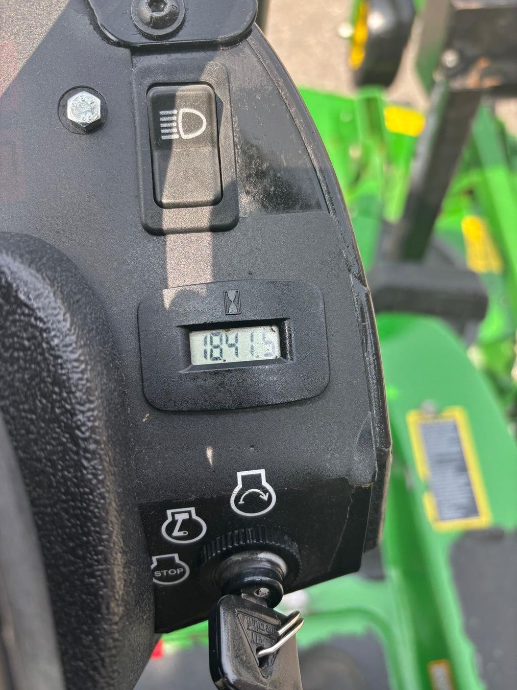 John Deere Tagliaerba: John Deere 1565 4WD Aufsitzmäher – Usato da Sursee venduto da pafu02 6