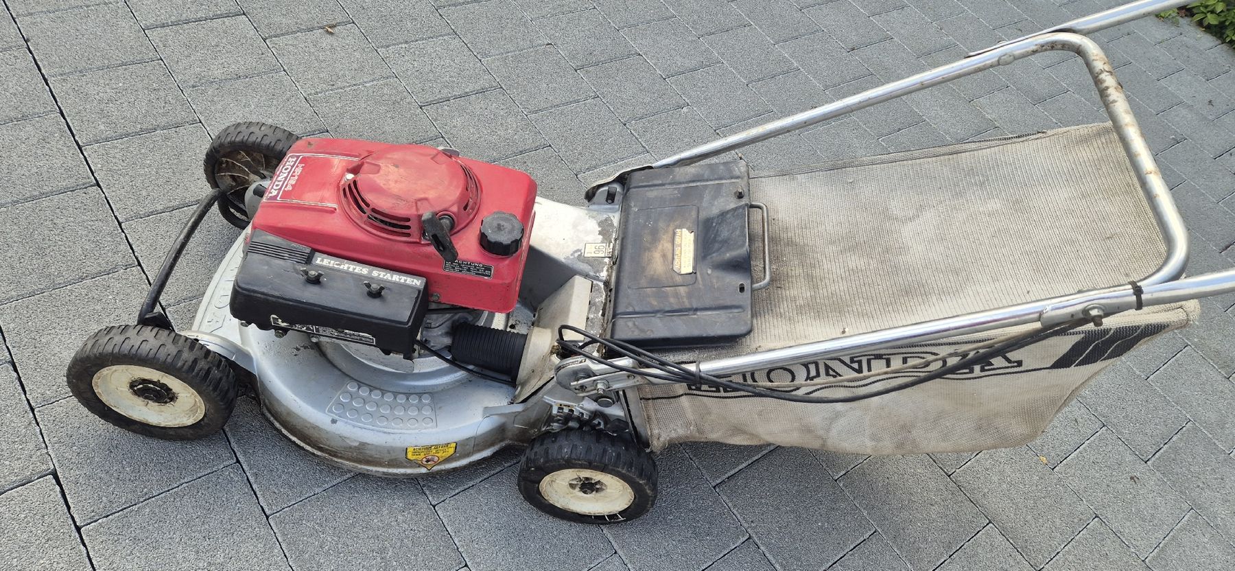 Honda Tondeuses à gazon: Honda HR194 – D'occasion à Grenchen par Heja1604