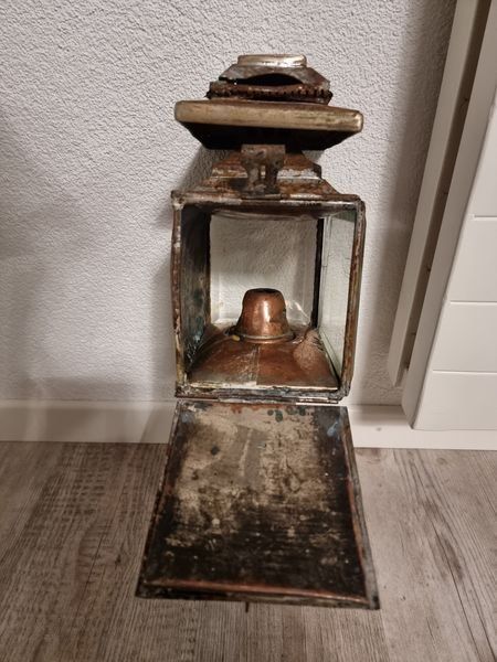 Lampade: Antike  Einheitslampe Kutschenlaterne – Usato da Niederuzwil venduto da Jamy3 4