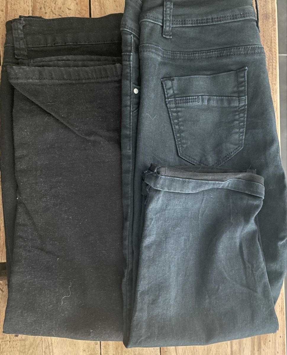 Jeans: 2 PAAR JEANS – Usato da Büren an der Aare venduto da mii_57vx 1