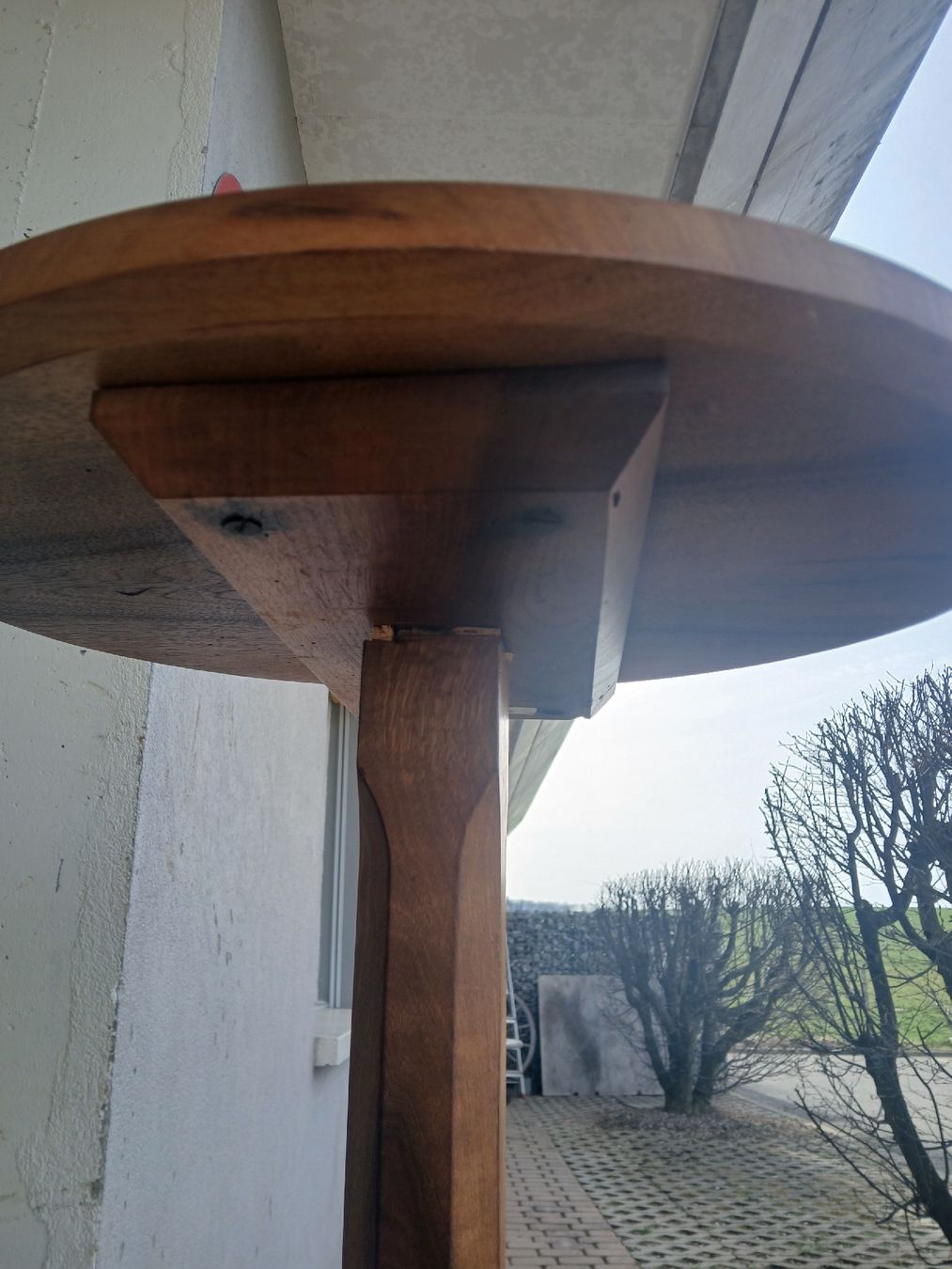 Sonstige Dekorationen & Accessoires: Stelle en noyer ancienne – Gebraucht aus Corcelles-Payerne von evalyne 2