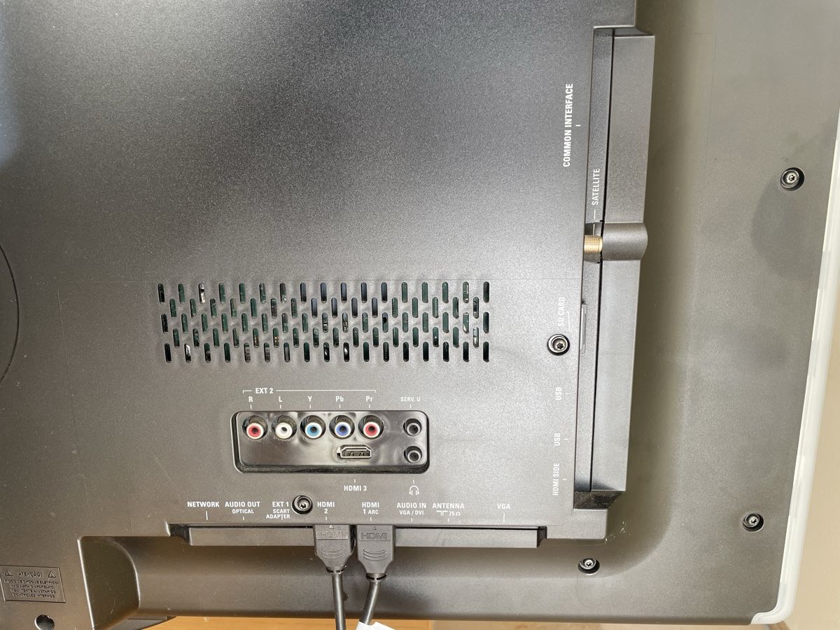 Philips Fernseher: Philips Fernseher ca. 2011 – Gebraucht aus Fischbach-Göslikon von nic_8gwh 2