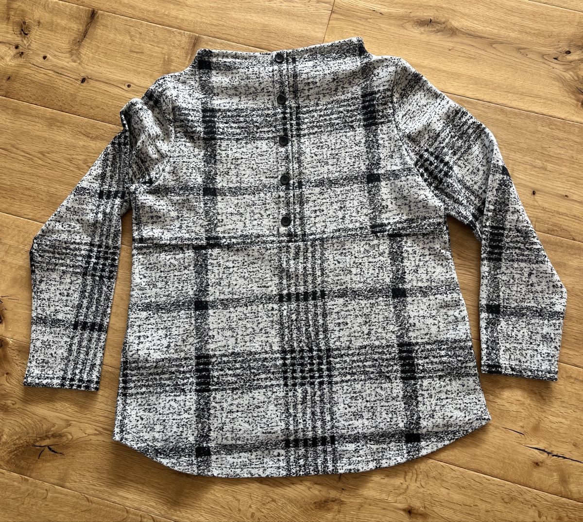 Maglioni & Felpe: VETONO Pullover Gr II – Nuovo (secondo la descrizione) da Weesen venduto da Engadinerin 1