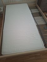 Matratze, 90x200 cm und Lattenrost