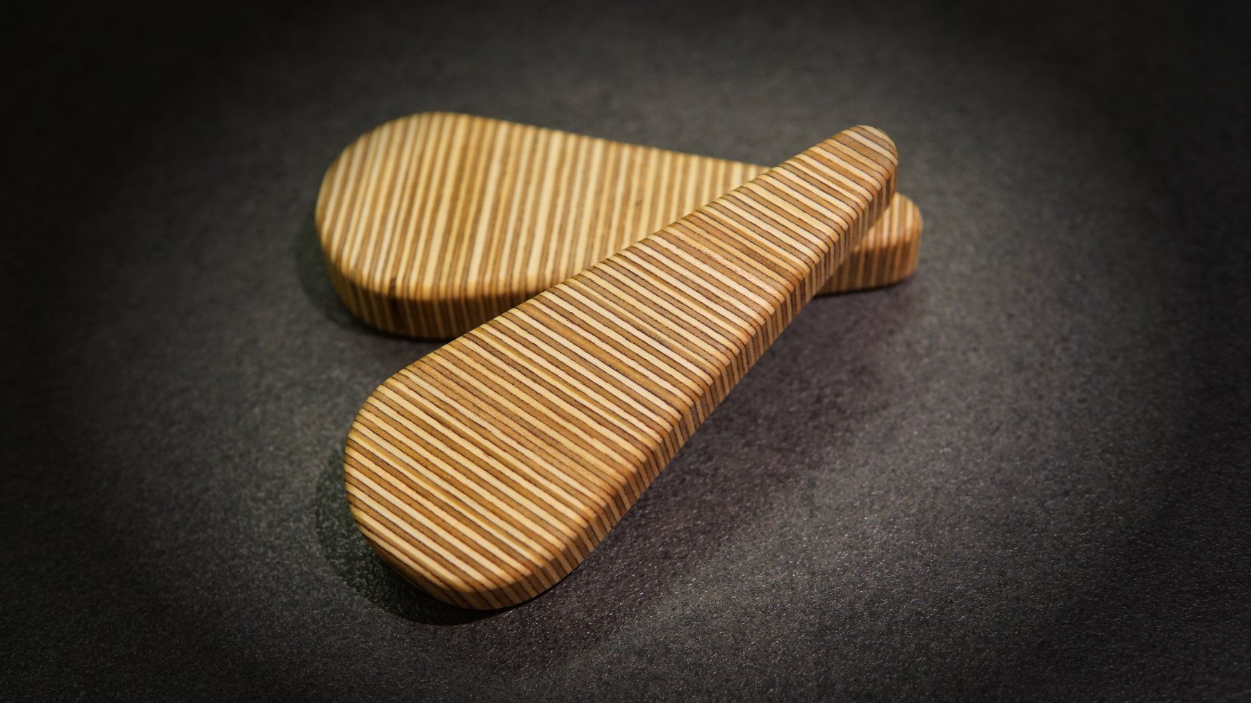 Küchengeräte: Handgemachter Holz-Flaschenöffner – Neu und originalverpackt aus Zwillikon von Mschaeuble 2
