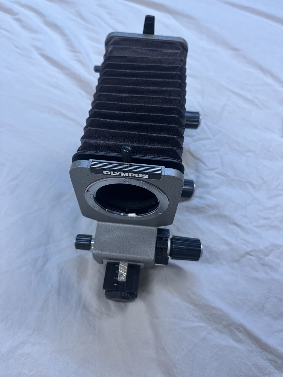 Adattatori foto: Olympus OM Balgengerät Makro – Usato da Oberengstringen venduto da moritzElectro