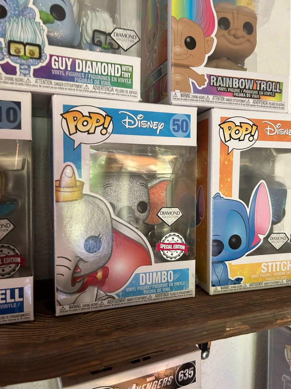 Funko Statuette: Funko Pop! Dumbo Diamond Collection, Special Edition – Usato da Bubikon venduto da tan_5f6b