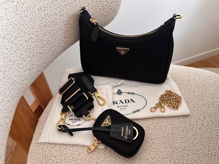 Prada Re-Edition 2005 Re-Nylon