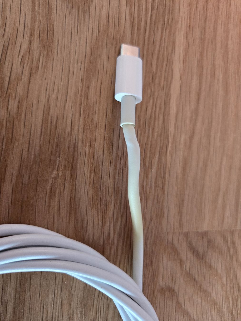 Apple Cavi: Apple MacBook Ladekabel usb-c usb-c – Usato da Biberist venduto da Volo28 2