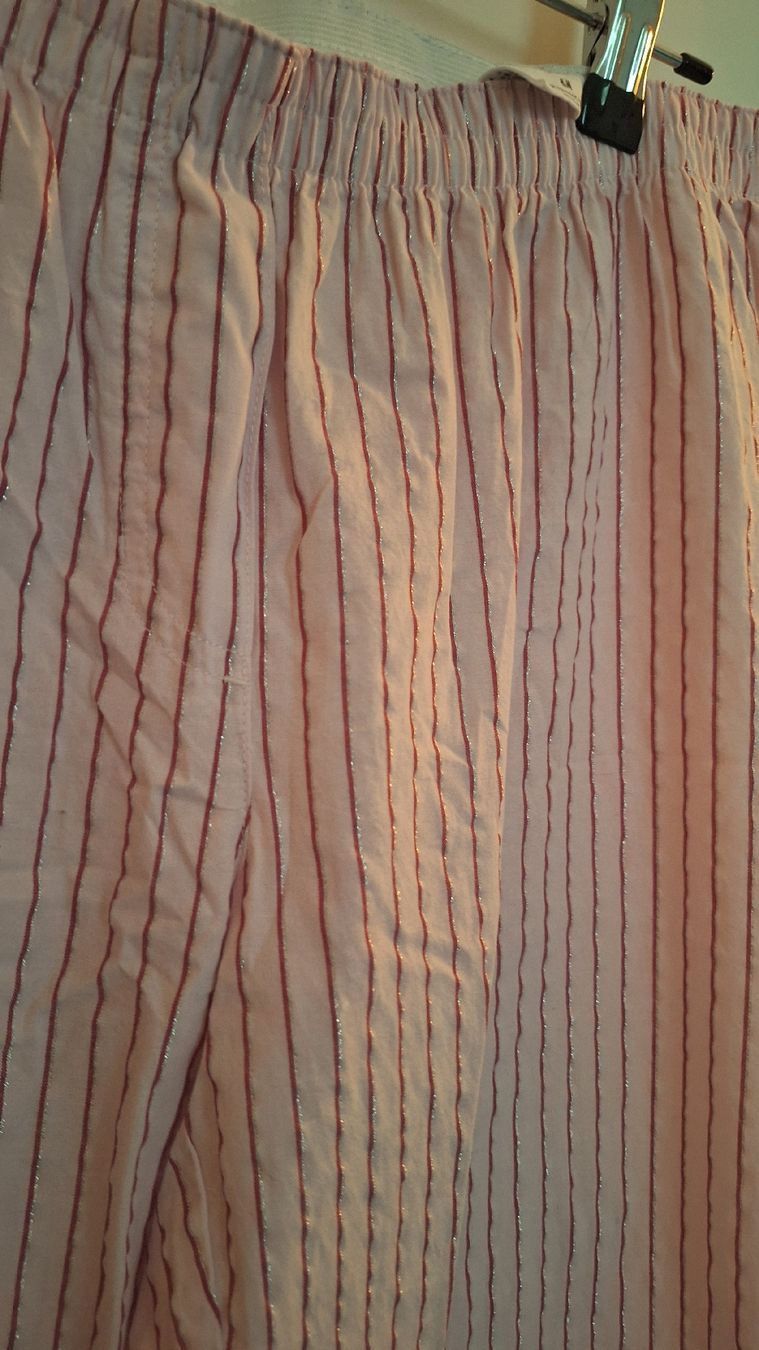 H&M Négligés & Pyjamas: Snoopy Pyjamahose Streifen – D'occasion à Winterthur par _lxeah 1