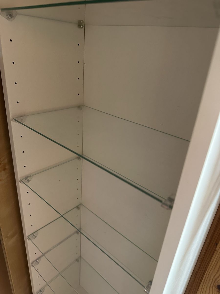Vitrinen: IKEA BERTBY Vitrine – Gebraucht aus Tolochenaz von wol_hpr2 1