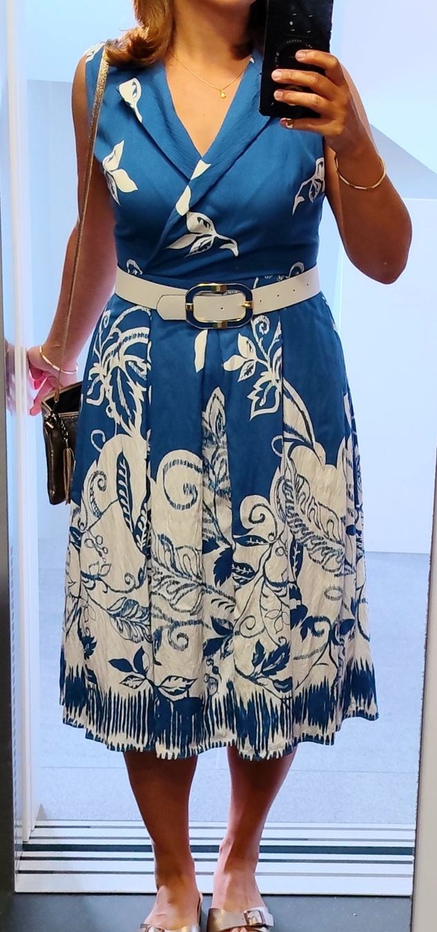 Vestiti: Sommerliches Kleid mit Gürtel, Grösse 38 – Usato da Fribourg venduto da MargaritaVal