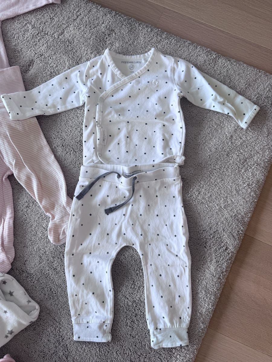 Ensembles coordonnés: Bundle Newborn Kleider Mädchen 0-3 Monate diverse Brands – Neuf (Voir description) à Uetikon am See par Scuderiatom 1