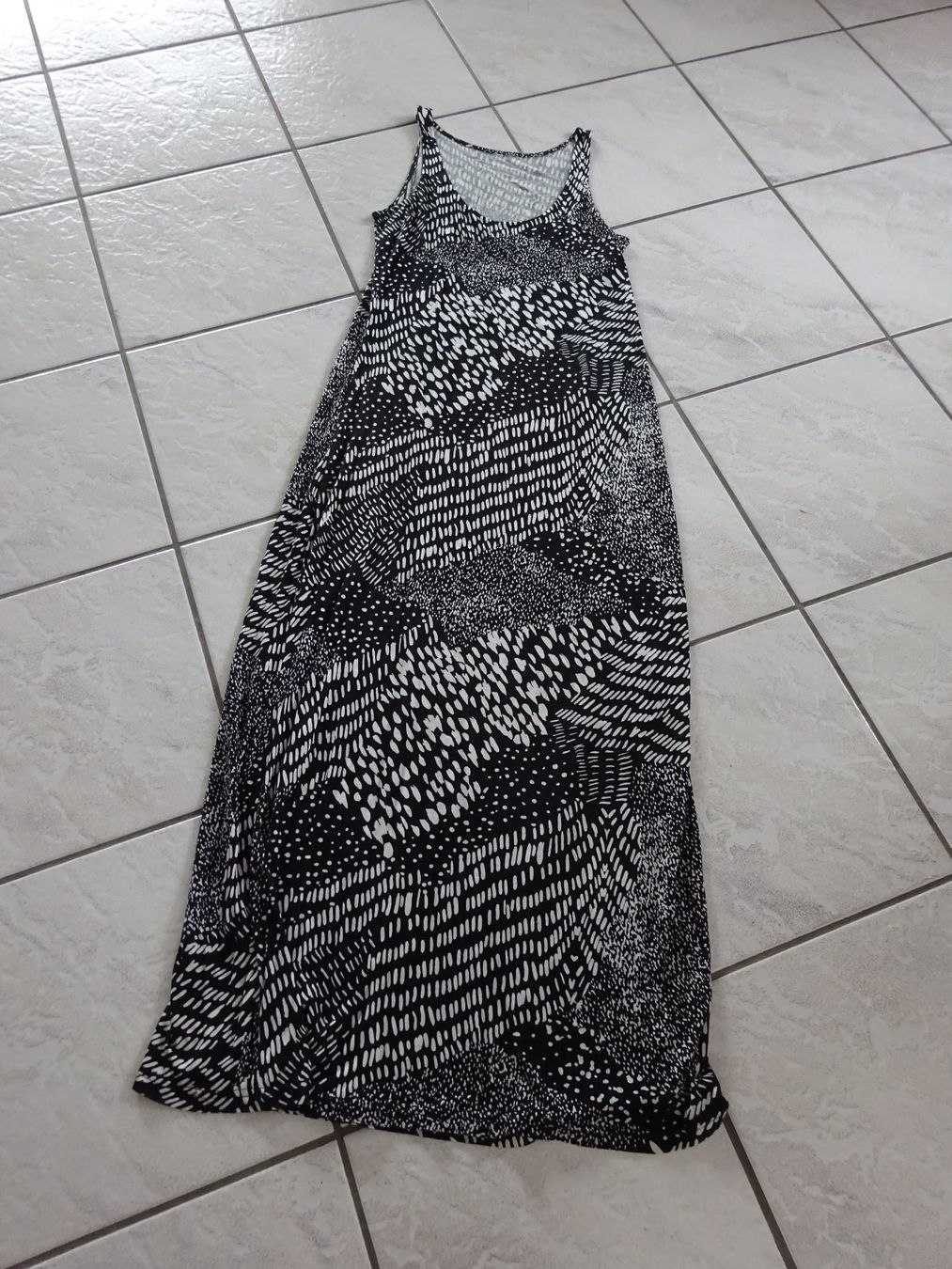 Kleider: Schönes Longkleid/Stretch – Neu (gemäss Beschreibung) aus Rothrist von Mistery1