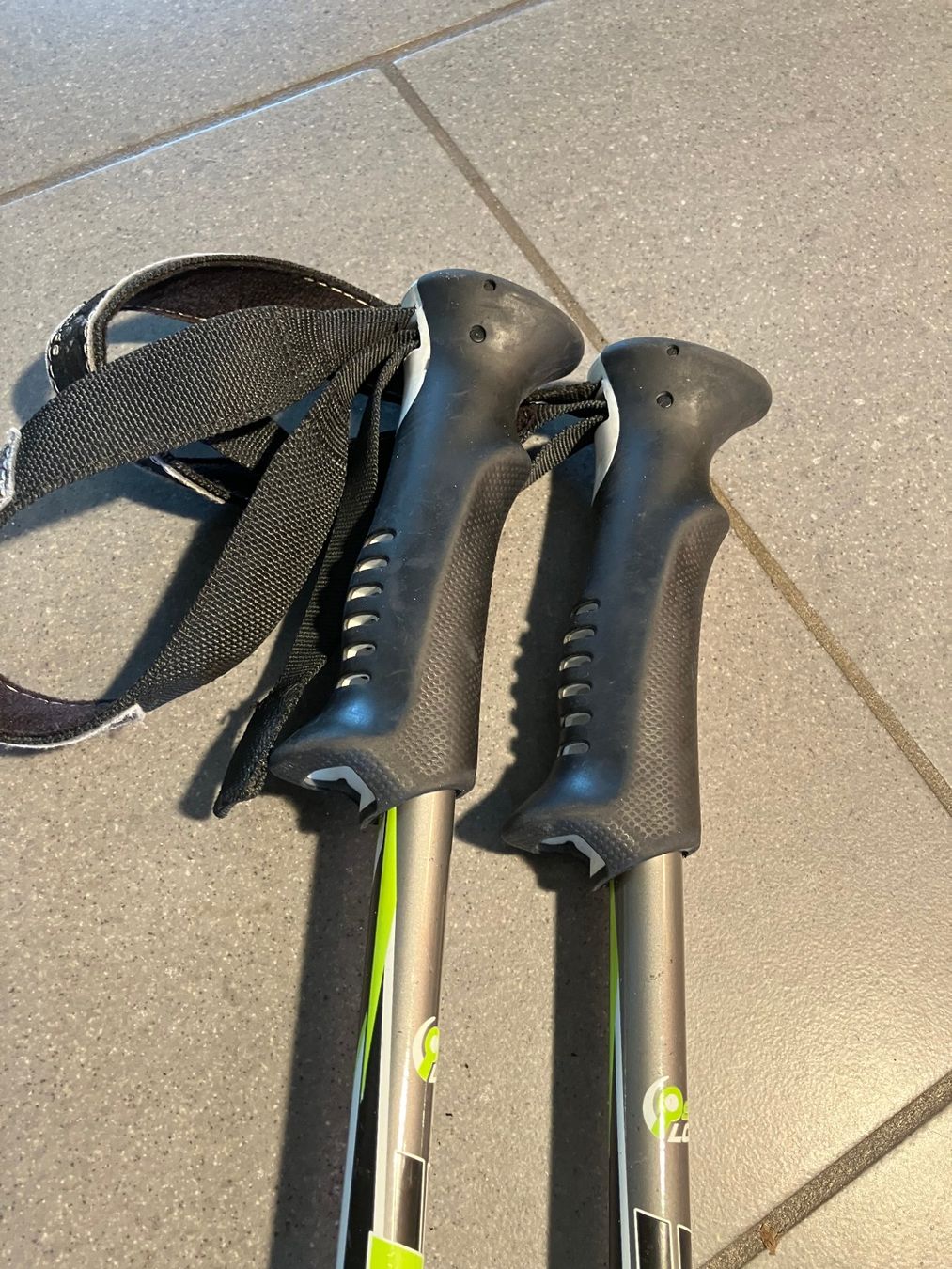 Leki Bastoncini da trekking: Leki Softlite Wanderstöcke max. Länge 135 cm – Nuovo (secondo la descrizione) da Winznau venduto da gugi2009 4