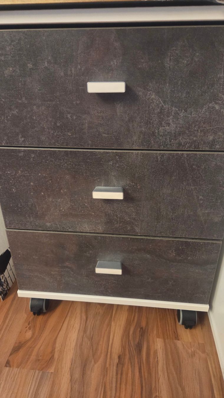 Cassettiere: Büro Rollcontainer mit 3 Schubladen 57x40x49 cm – Usato da Bösingen venduto da Soene91 2