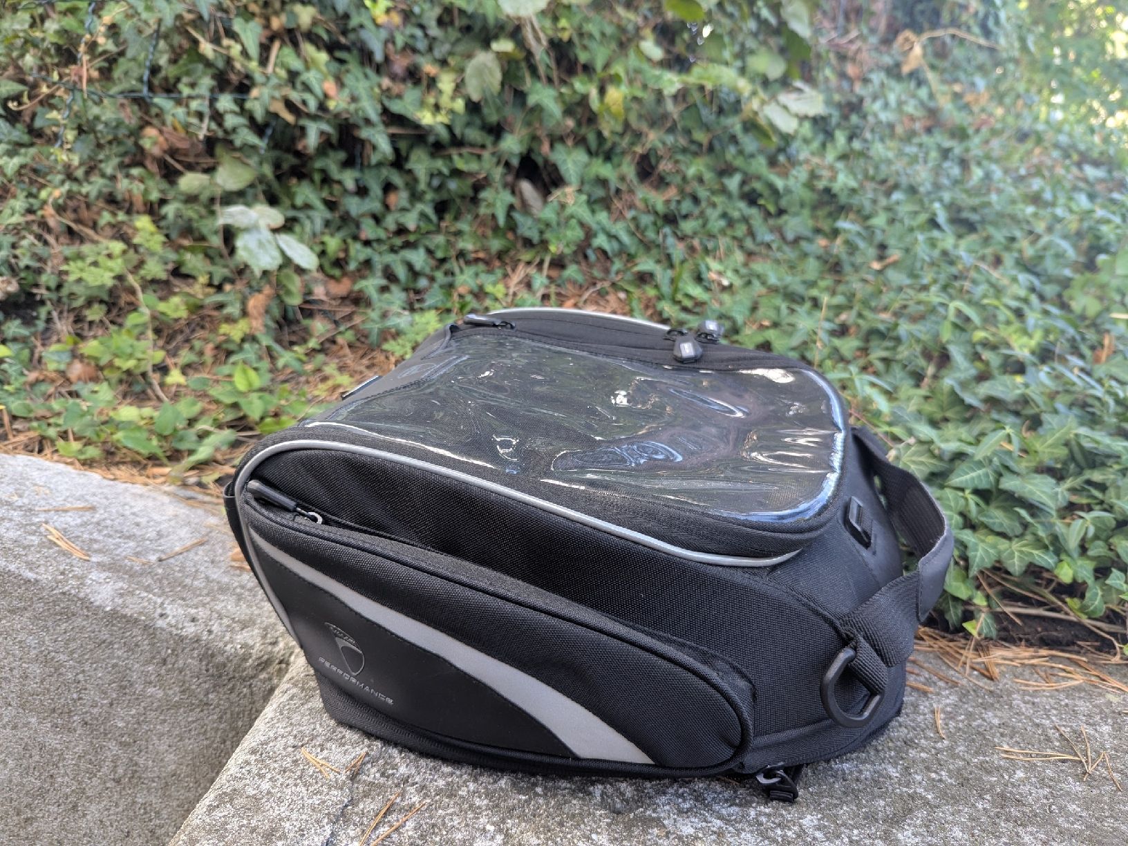 Ducati Taschen: Ducati Tank Bag (magnet) – Neu (gemäss Beschreibung) aus Kilchberg ZH von jeandaniel.browne 6