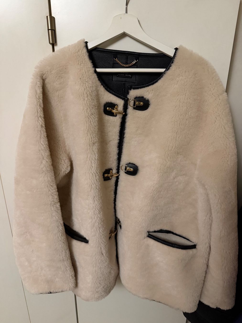 Jacken: FauxFur Lammfelljacke Gr.42 – Neu (gemäss Beschreibung) aus Luzern von mns_pyr7
