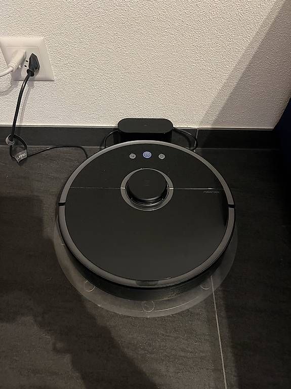 Aspirapolveri & Accessori: Xiaomi Roborock S5 Saugwischroboter/Staubsaugerroboter – Usato da Herznach venduto da cassanese87011
