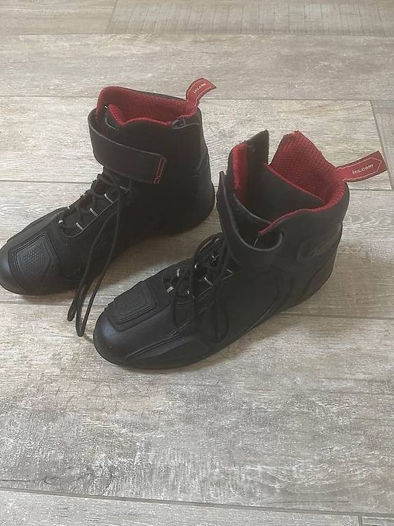 IXS Scarpe da uomo: Moto Schuhe – Usato da Cugnasco venduto da Nadq