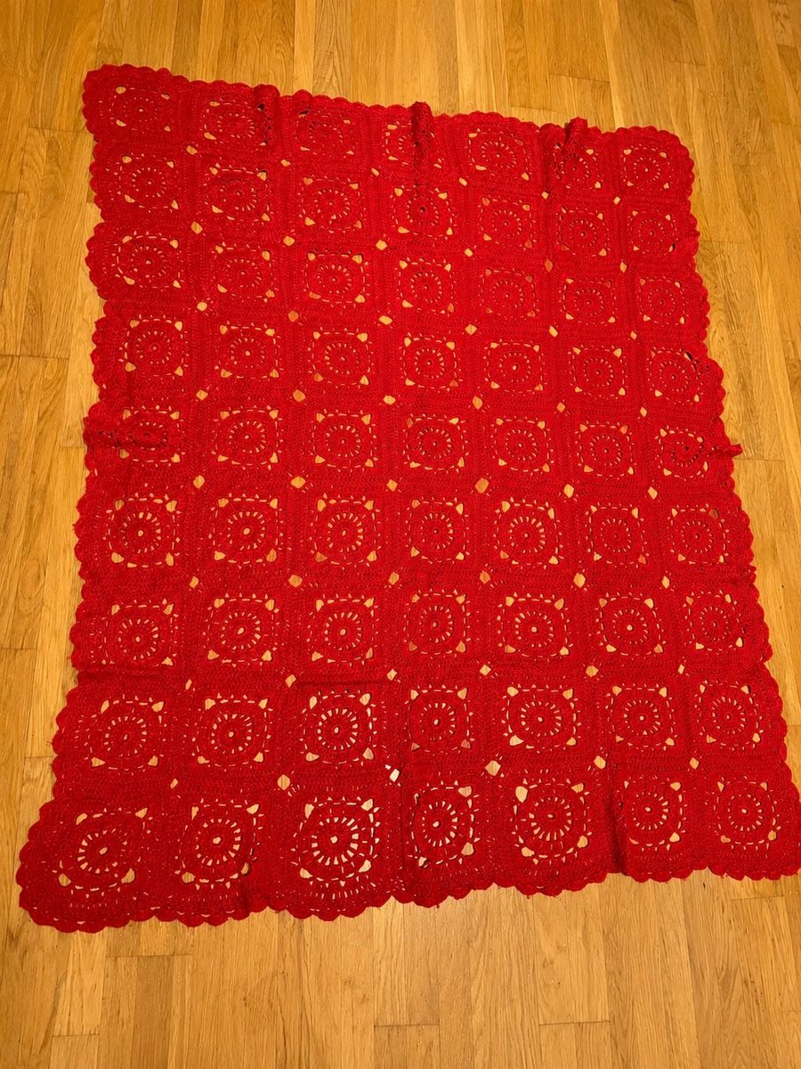 Coperte: Handgemachte Gehäkelte Decke, Rot Wolldecke Patchwork – Nuovo (secondo la descrizione) da Basel venduto da SimpleE