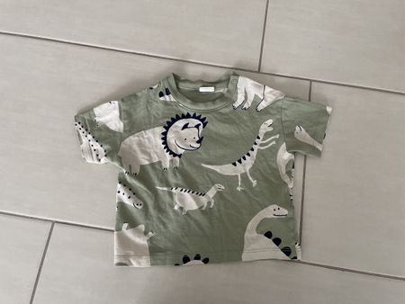 Baby T-Shirt Grösse 68 H&M