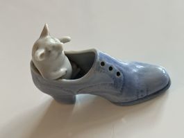 Antik porcelain Schwein im Schuh