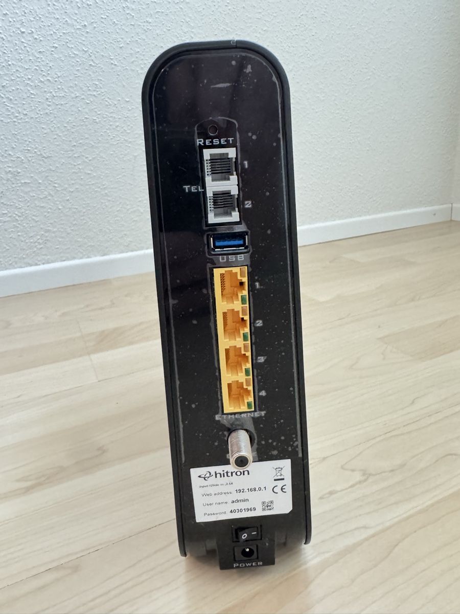 Modem & Router: Router / Modem Hitron CHITA – Usato da Uster venduto da Beni2000 1