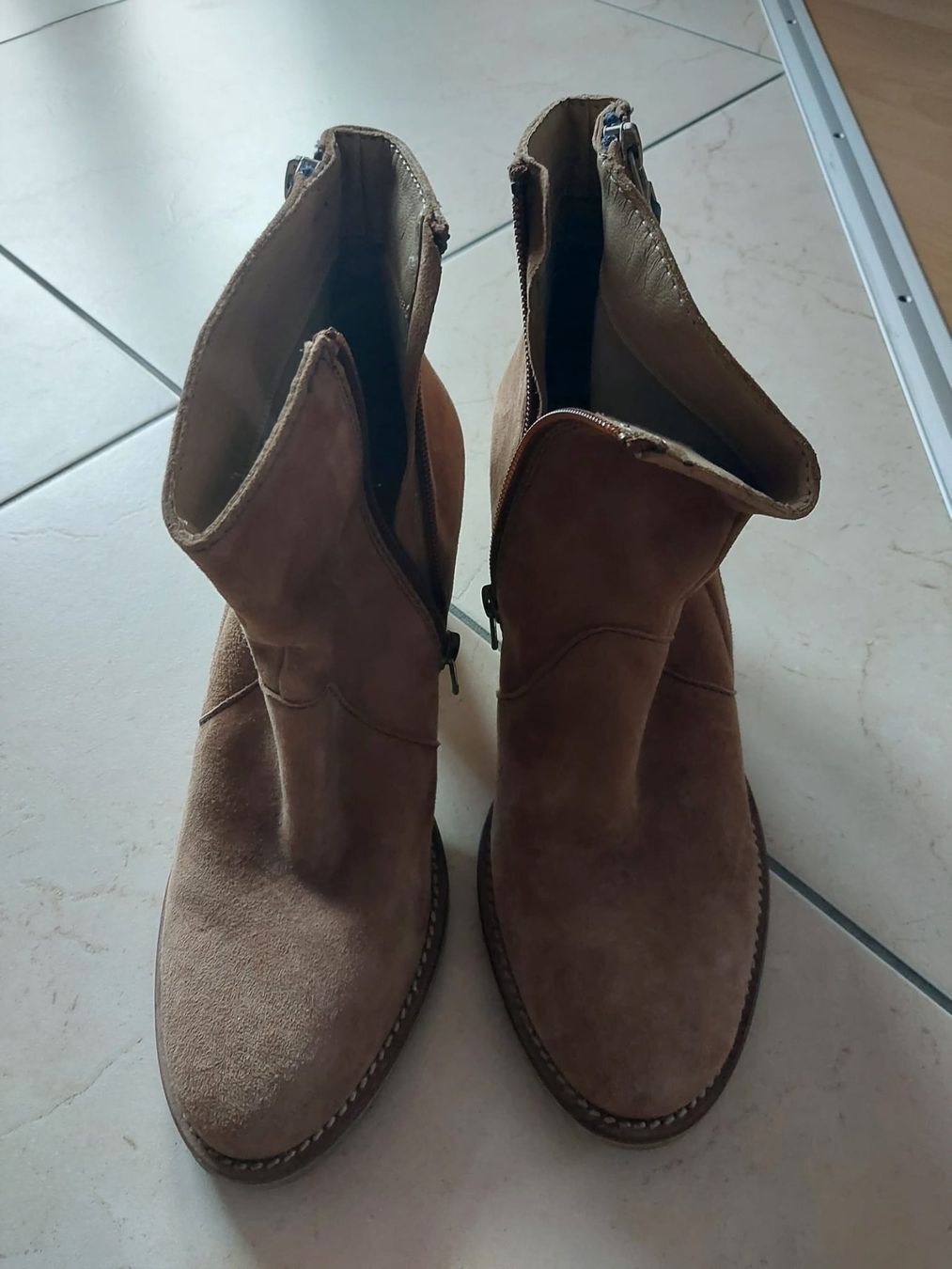 Damenschuhe: Varese Stiefeletten 38 – Gebraucht aus Rothenthurm von Meitli18 1