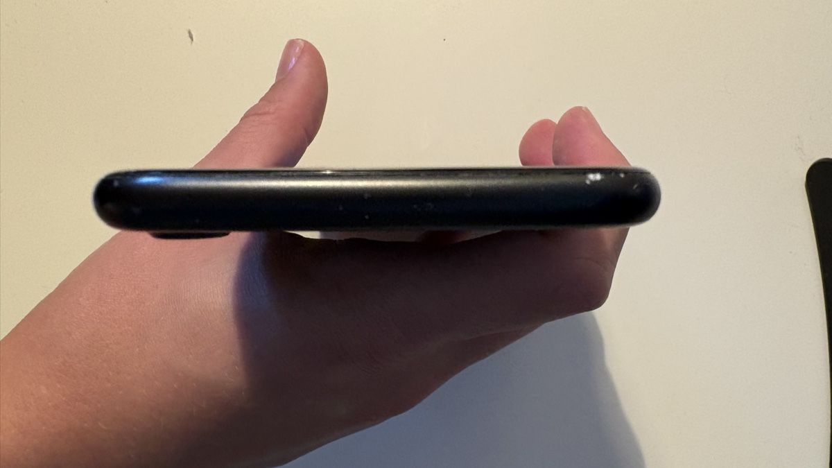 Apple Telefoni cellulari / Smartphones: iPhone 7 schwarz 32GB inkl. Ladekabel – Usato da Bichwil venduto da lau_b872 6