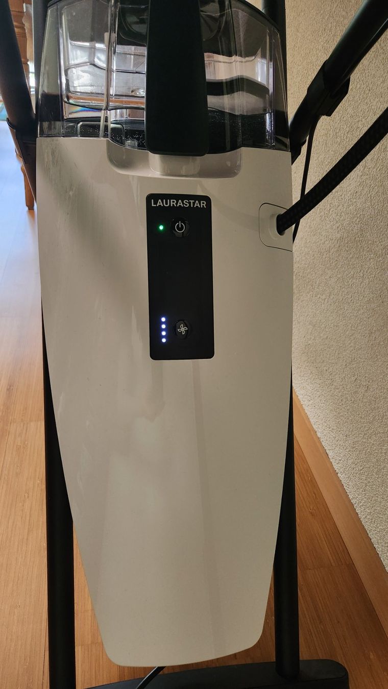 Laurastar Bügeleisen: Laura Star Smart i – Gebraucht aus Binz von Tigger6 3