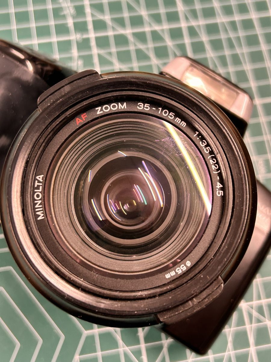 Minolta Fotocamera: Minolta Dynax 5000i Komplett-Set einwandfreier Zustand – Usato da Urtenen-Schönbühl venduto da Friedolin 1
