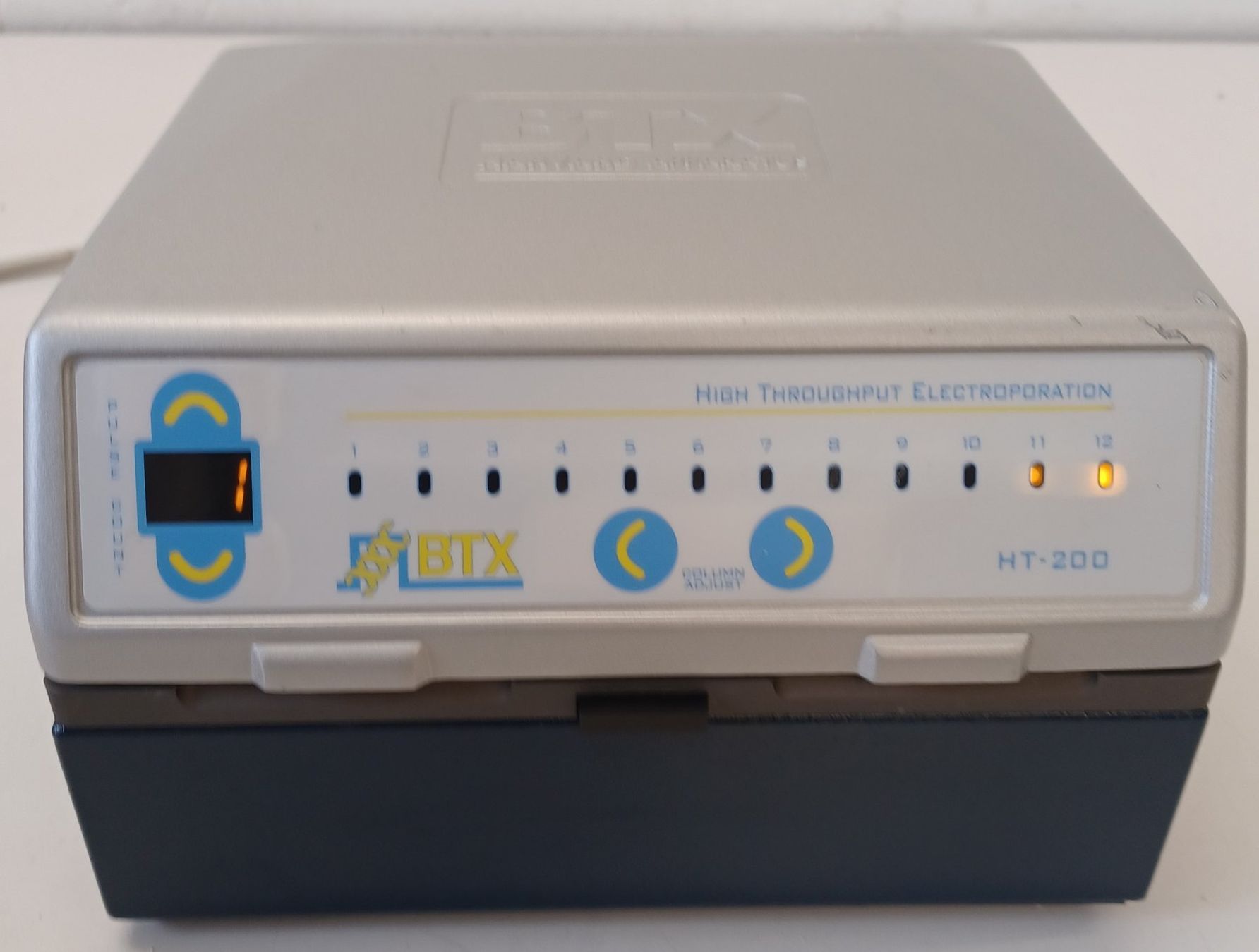 Accessori da laboratorio: Harvard Apparatus BTX HT-200 High Throughput Electroporation – Difettoso da Niederdorf venduto da LeptonAG_Labor 6