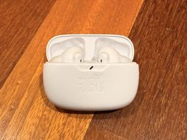 JBL Wave Beam 2