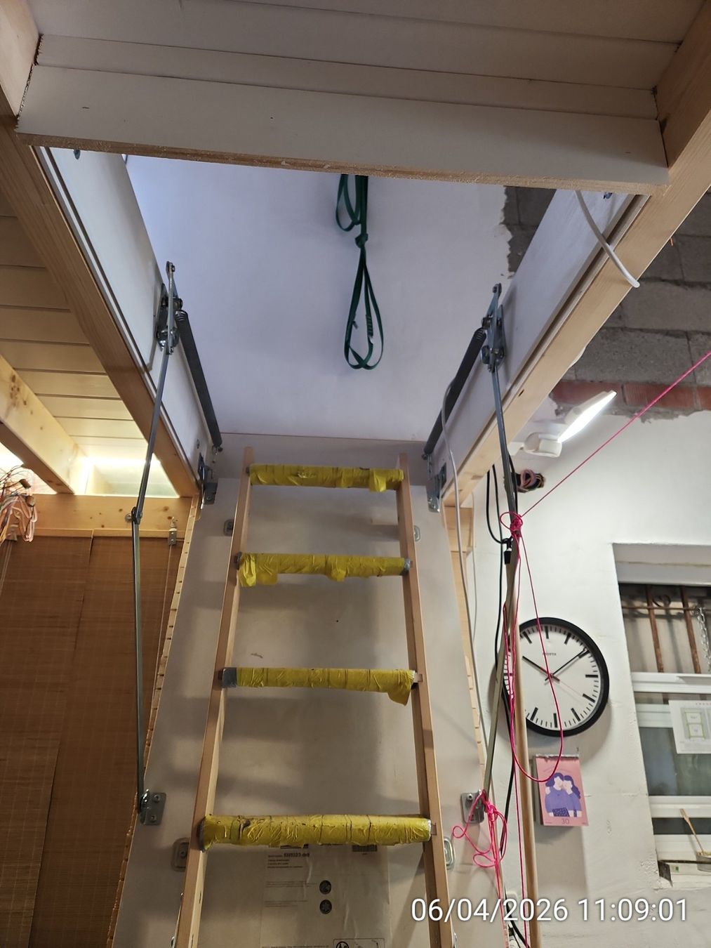 Scale: Bodentreppe / Estrichtreppe – Usato da Zürich venduto da dor_ss9j 1