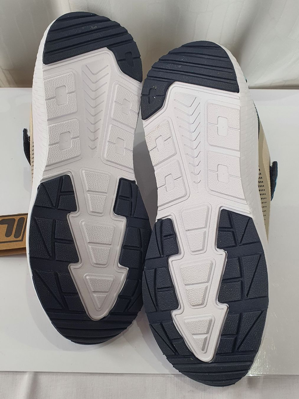 Fila Scarpe per ragazzi: Gr. 39 - Fila Sneaker, Neu – Nuovo e nell'imballaggio originale da Nürensdorf venduto da sal_g2bz 4