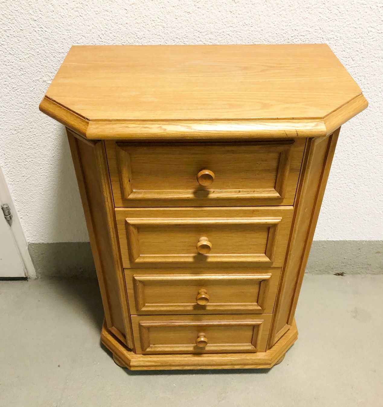 Cassettiere: Kommode aus massivholz – Nuovo (secondo la descrizione) da Glattbrugg venduto da Ariel012 4