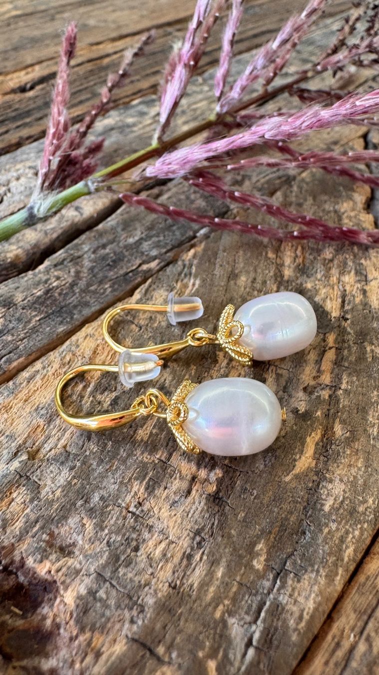 Ohrringe & -stecker: Traumhaft schön: echte Perle vergoldete Ohrhänger – Neu und originalverpackt aus Rombach von Ivreajewels 5