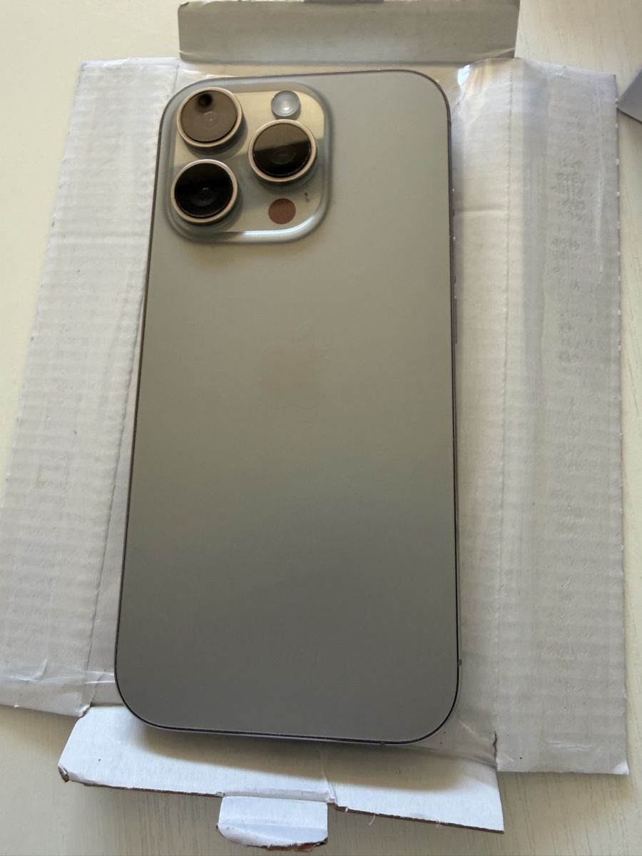 Apple Handys / Smartphones: iPhone 16 Pro 256GB titan – Gebraucht aus Wädenswil von mau_ss6t 7