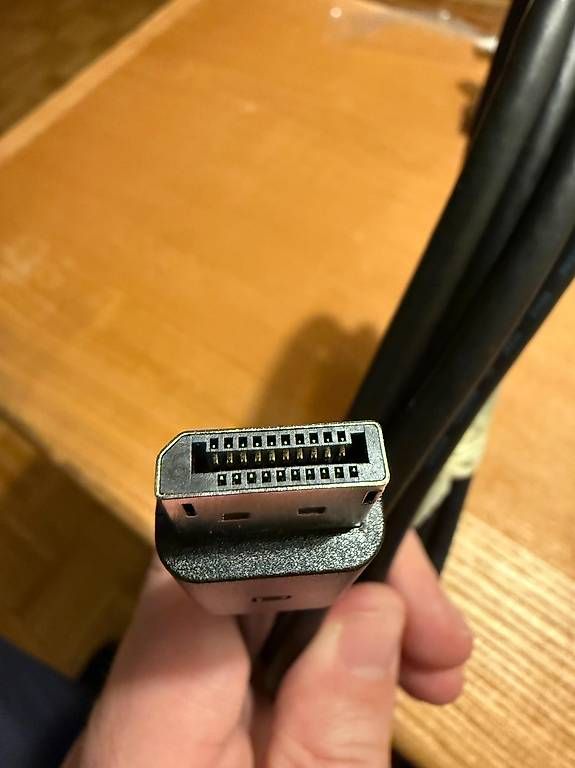 Câbles: Display Port Kabel  – D'occasion à Aarau par moi_plc9