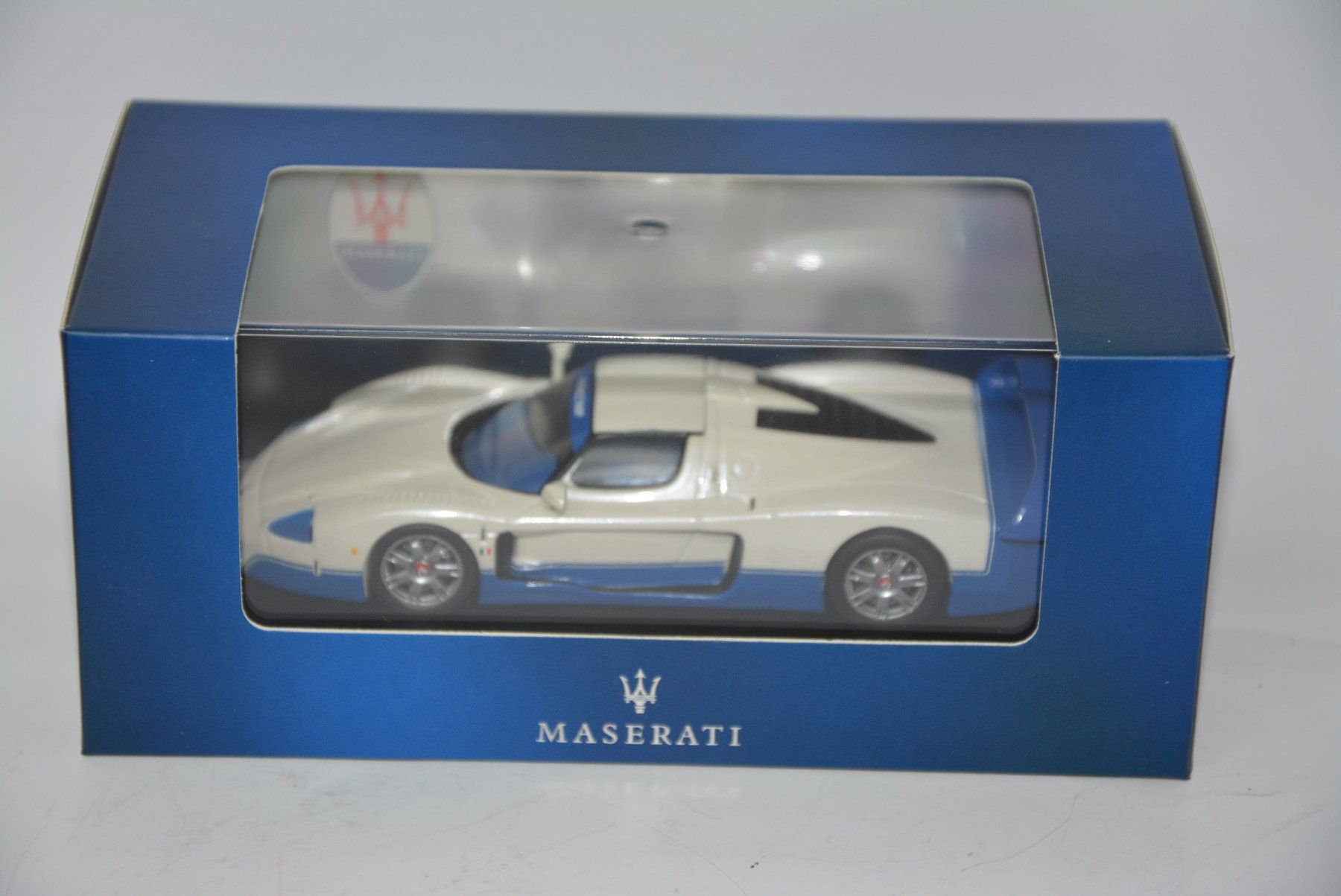 Maserati Modellini d'auto: Maserati MC12 2004 , iXO , 1:43 – Nuovo e nell'imballaggio originale da Goldach venduto da Feivel9