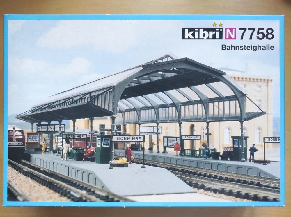 Kit Plastico Kibri 39565 – Modellino Sala Binari Stazione Di Bonn In Scala H0, Per Ferromodellisti