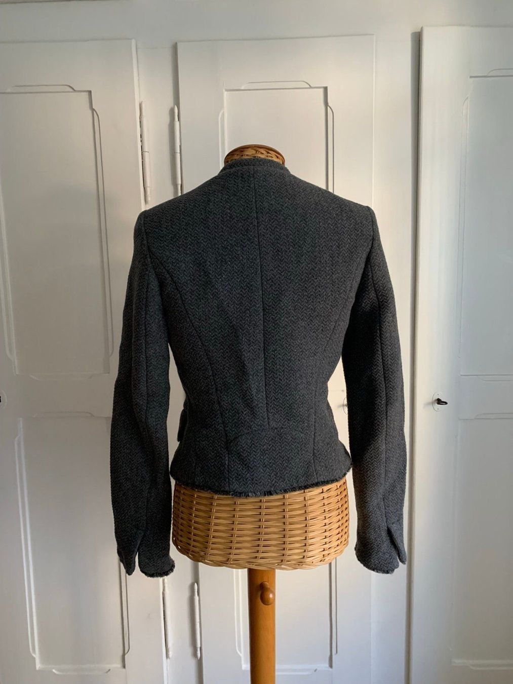 Zara Jacken: ZARA - Jacke grau M – Gebraucht aus Zürich von Diazaio 2