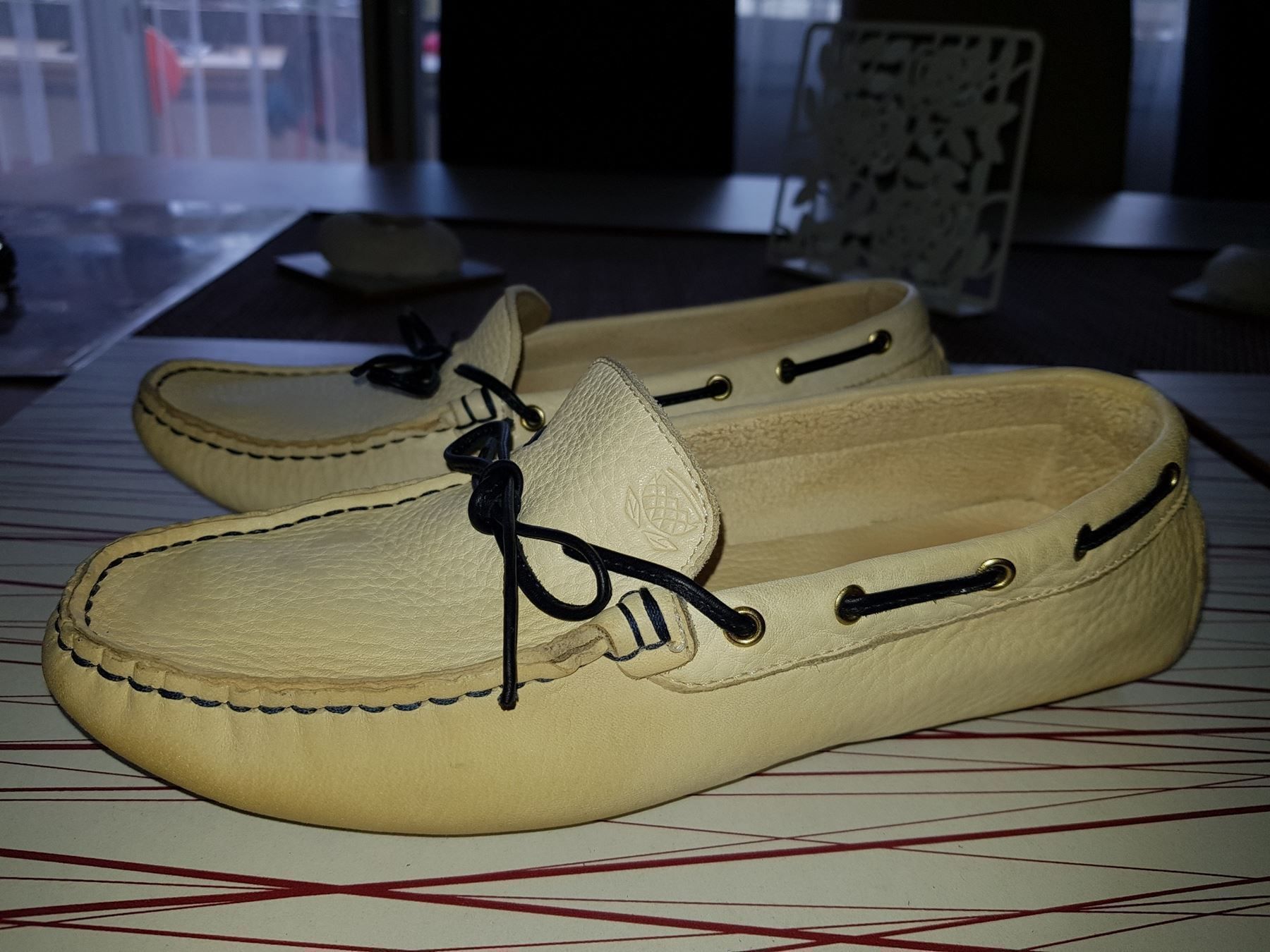 Navyboot Damenschuhe: NAVYBOOT Chaussures / Schuhe pointure / Nummer 36 – Gebraucht aus Cossonay-ville von Super-Price-Quality 2