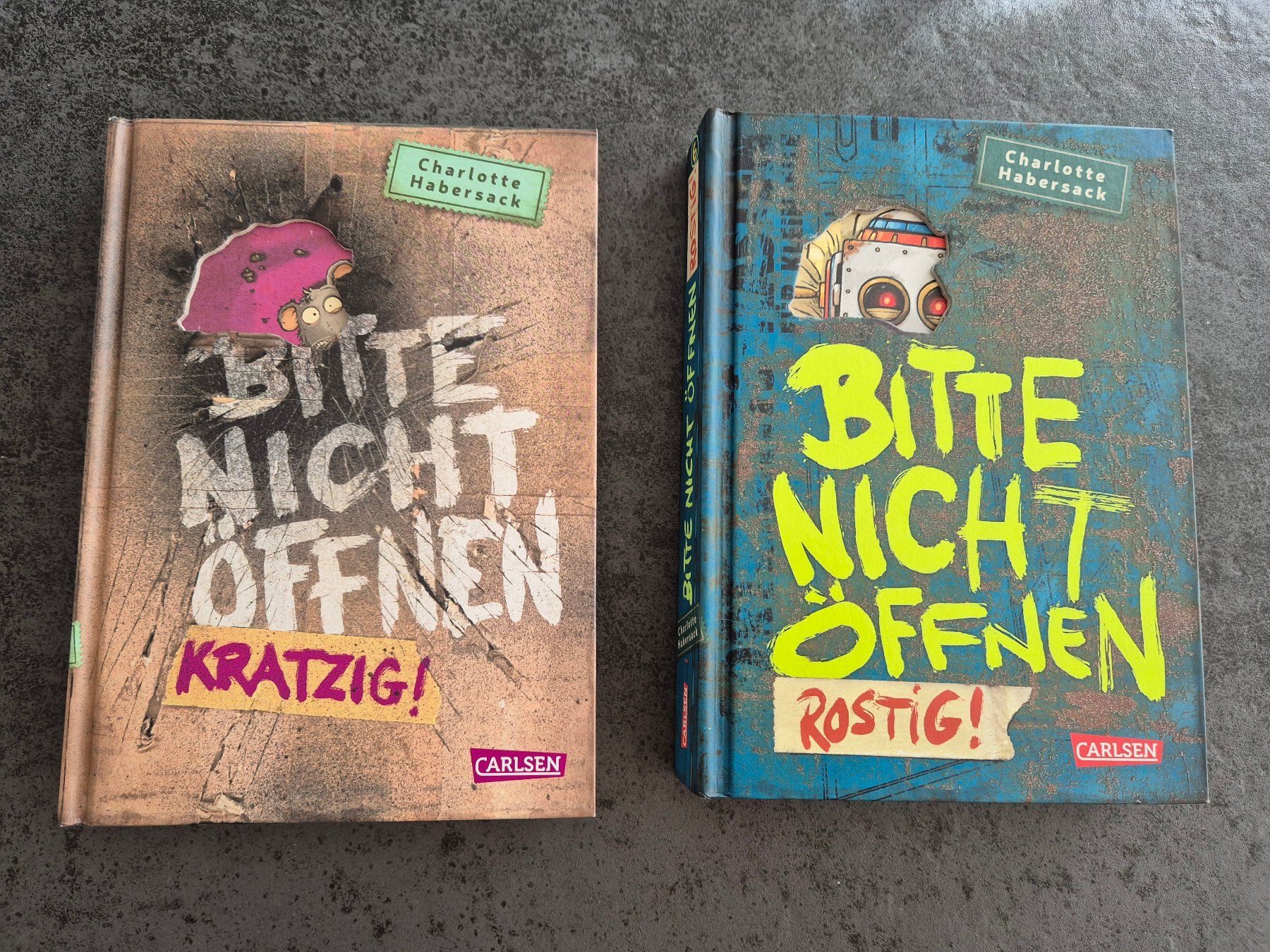 Libri: 2 Bücher Bitte nicht öffnen rostig, kratzig – Usato da Wittenbach venduto da MOW9